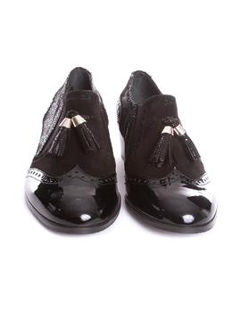 Zapato El Cuco tacon borlas negro