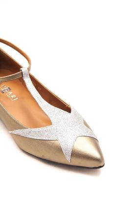 Manoletina Angari Shoes star metal dorado glitter